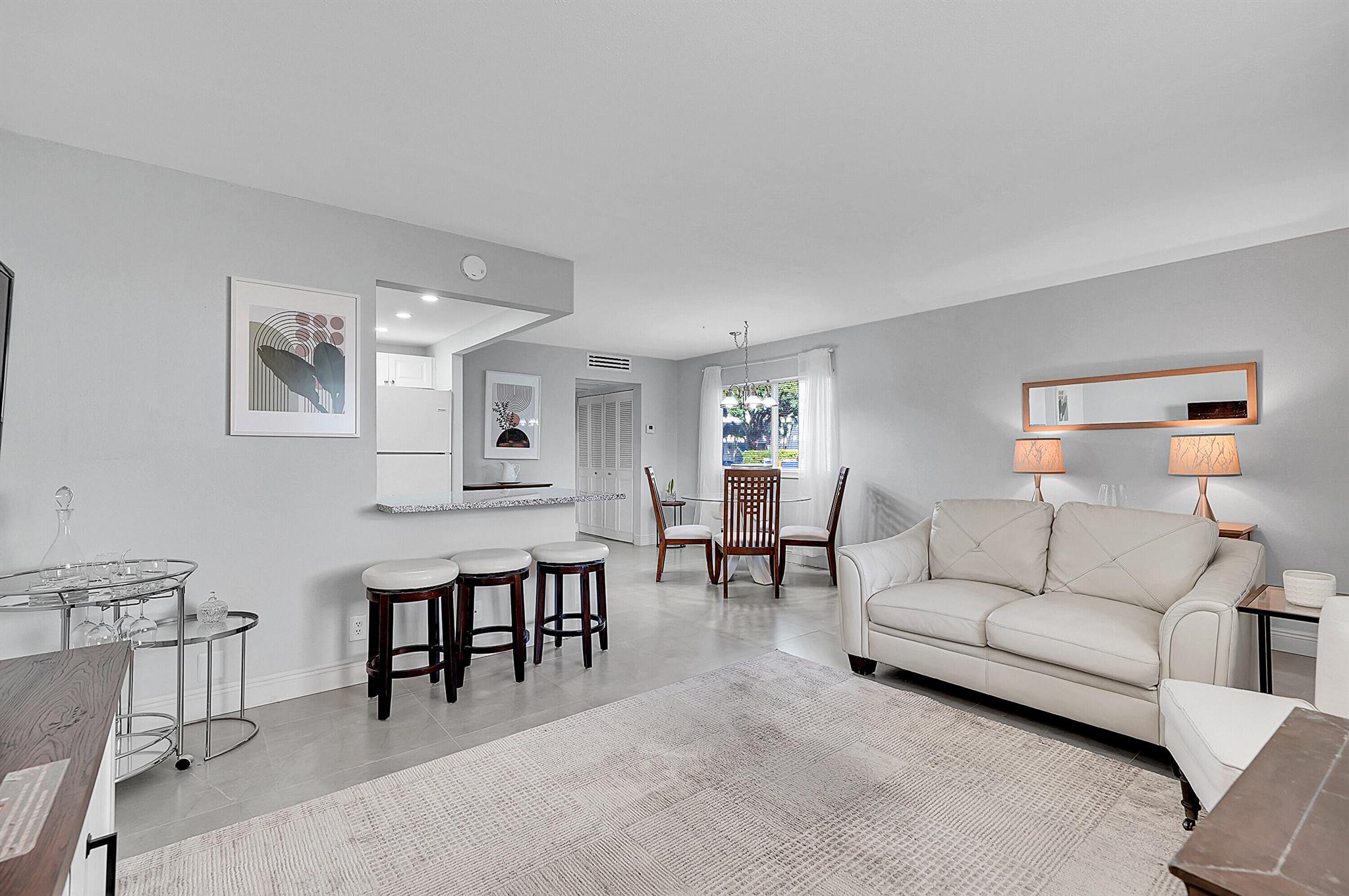 KINGS POINT FLANDERS COND - Residential Lease