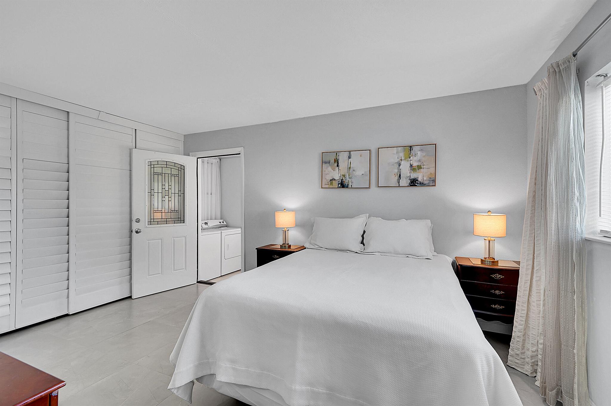 KINGS POINT FLANDERS COND - Residential Lease