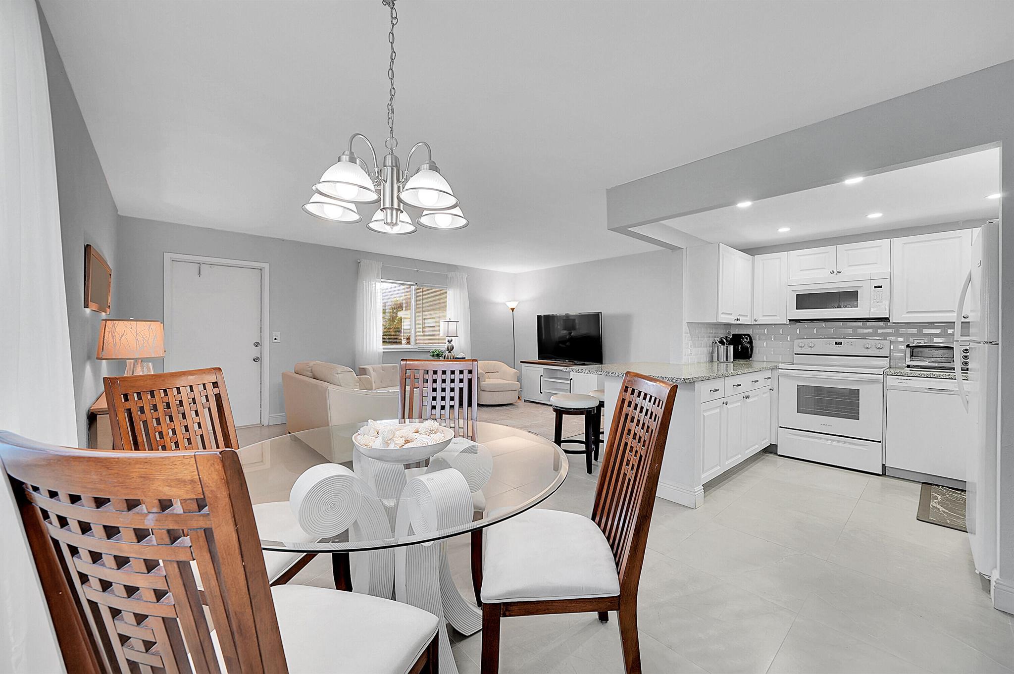 KINGS POINT FLANDERS COND - Residential Lease