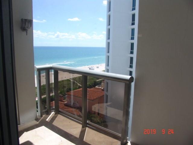 Complete renovation in 2019 with new elec., plumbing, kitchen and bathrooms. Nice open floor-plan. White marble tile throughout. Stainless appliances. Ocean views.
Please see photos.
New community pool being finished this month.
Full amenities.
Secure building in top location.
New washers on the floor.
See the floor plan in attachements.