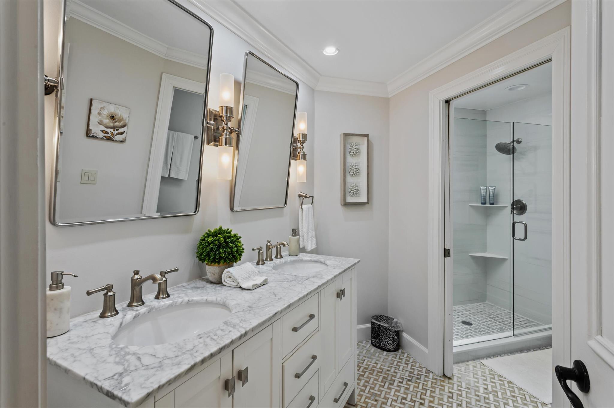 TROPIC ISLE 3RD SEC - Residential