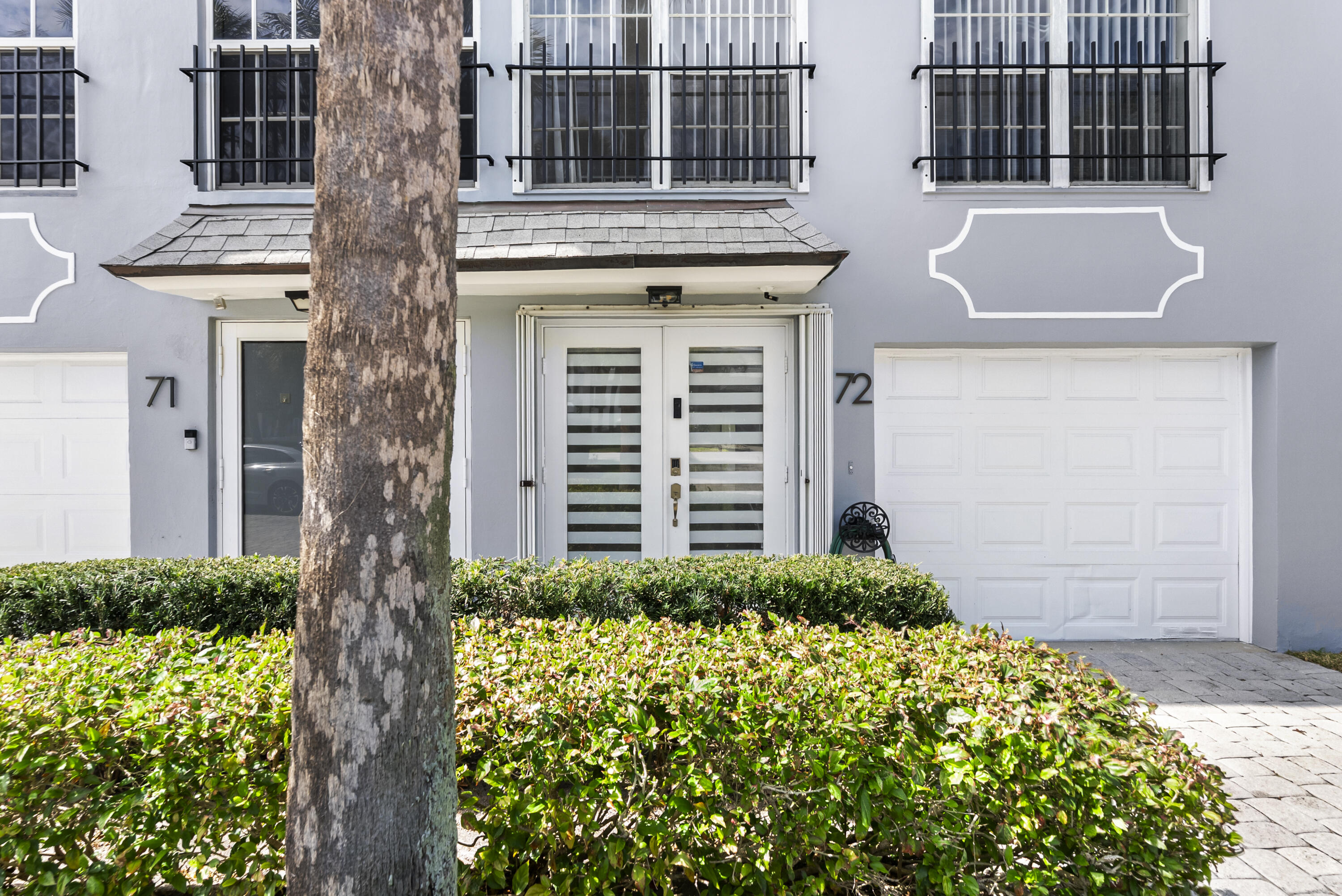 HILLSBORO BEACH - Residential