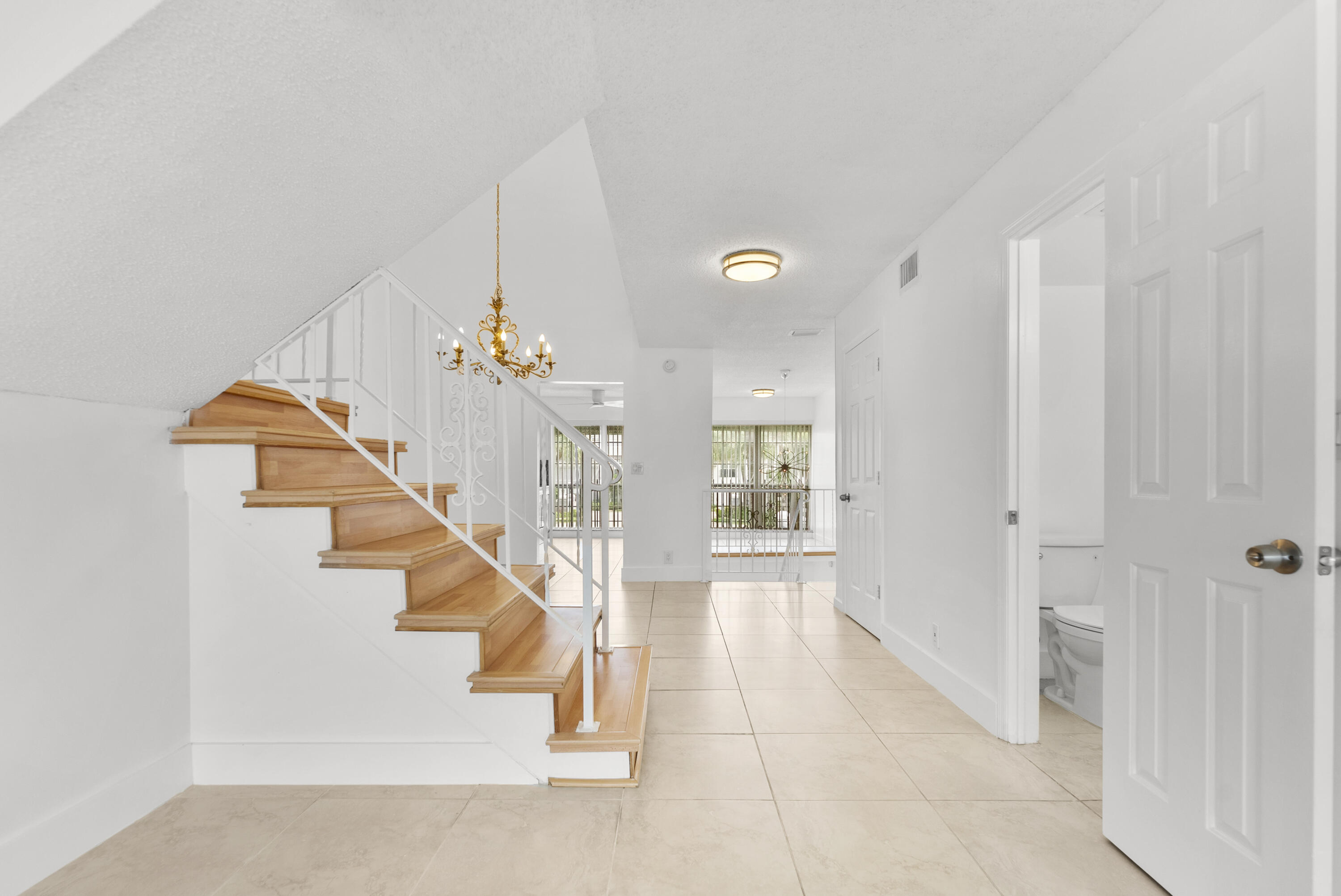 HILLSBORO BEACH - Residential