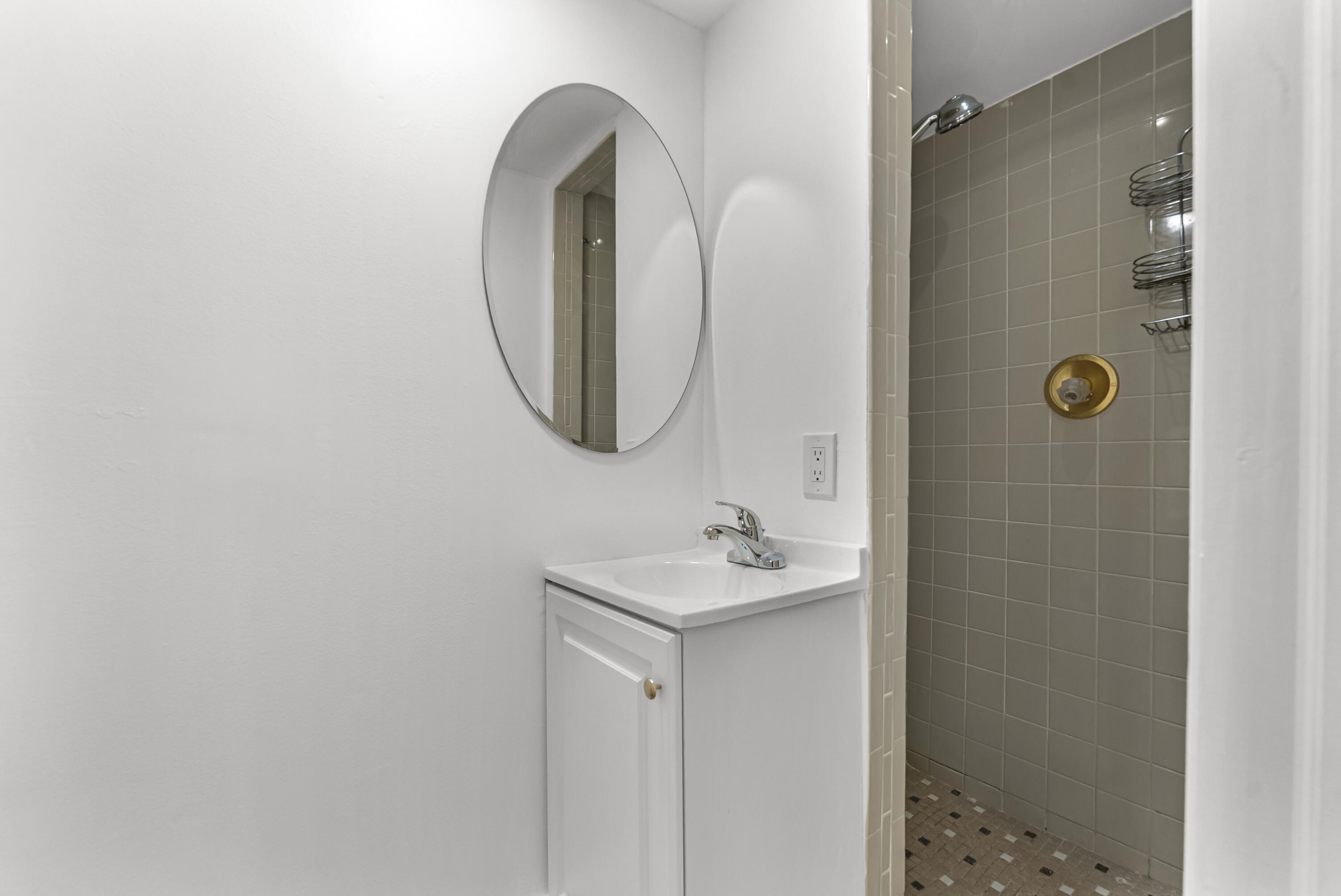 HILLSBORO BEACH - Residential