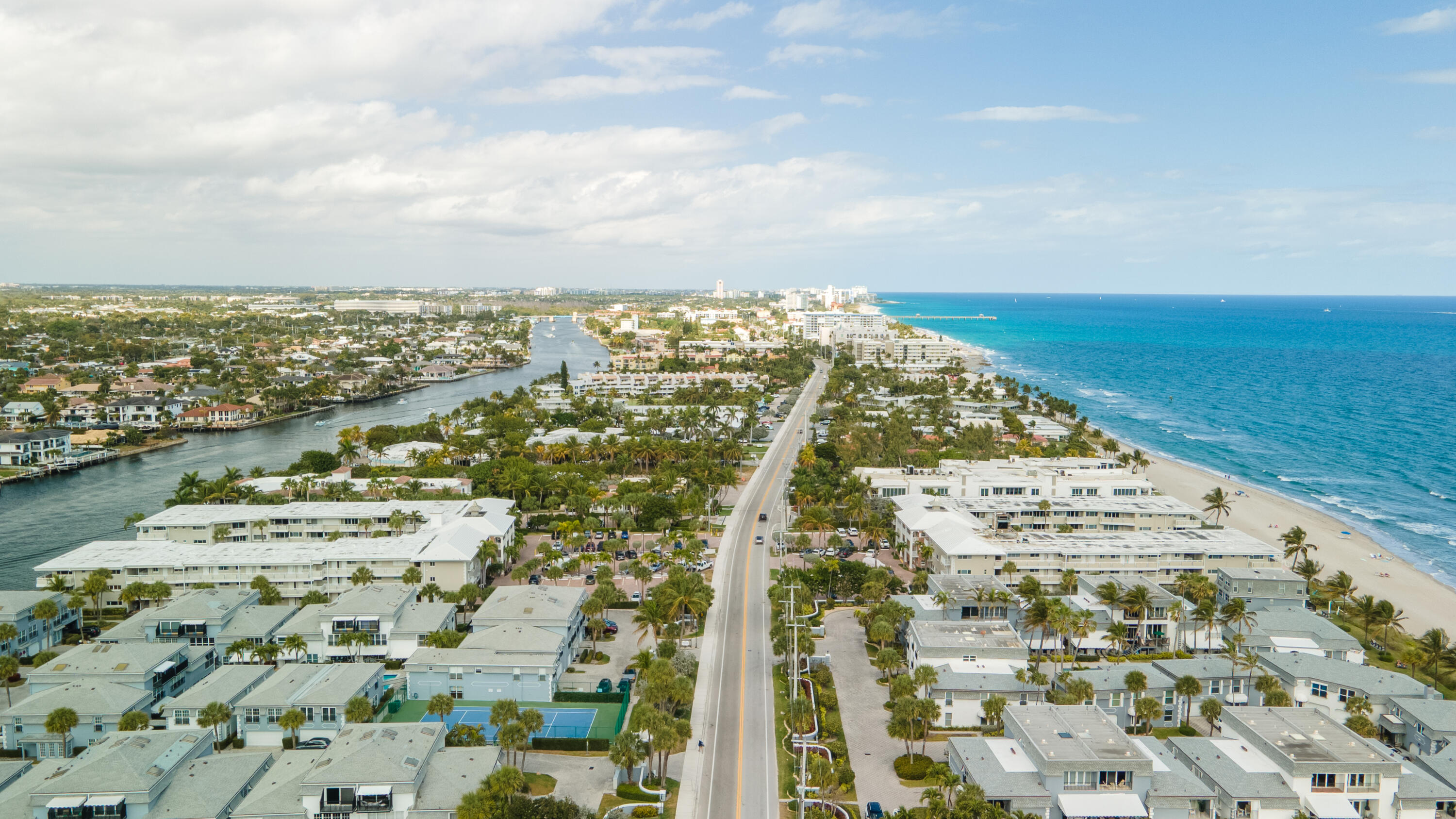 HILLSBORO BEACH - Residential