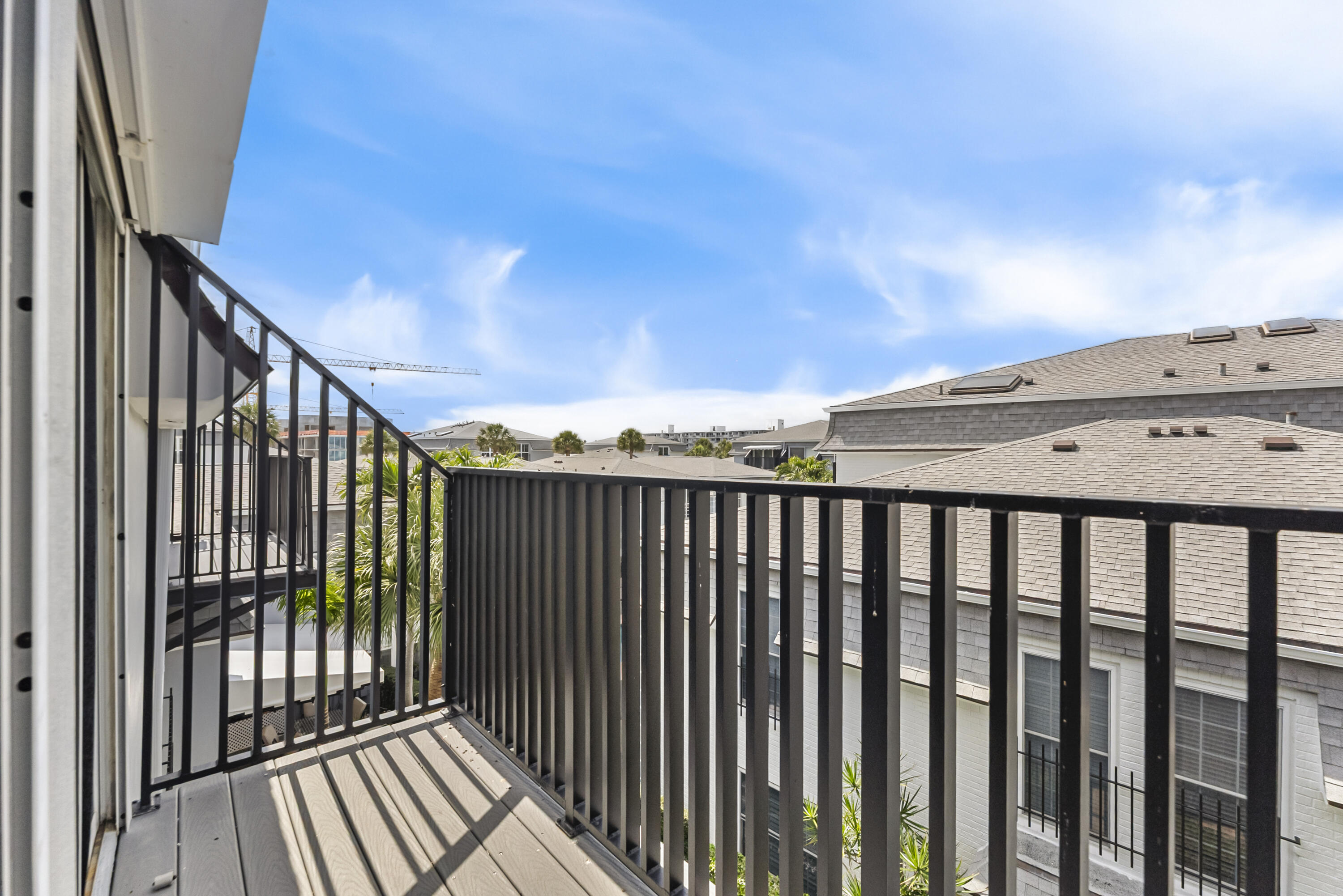 HILLSBORO BEACH - Residential