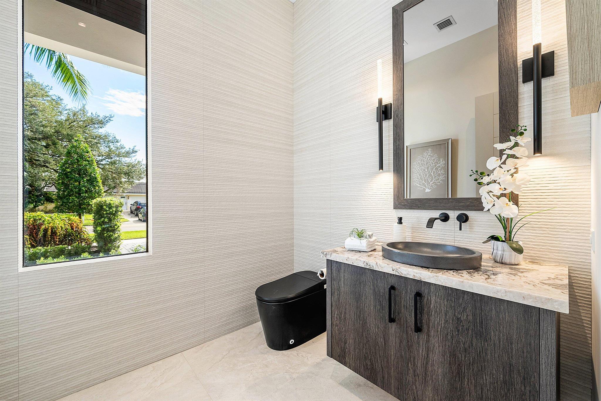 PALM BEACH FARMS CO 11 - Residential