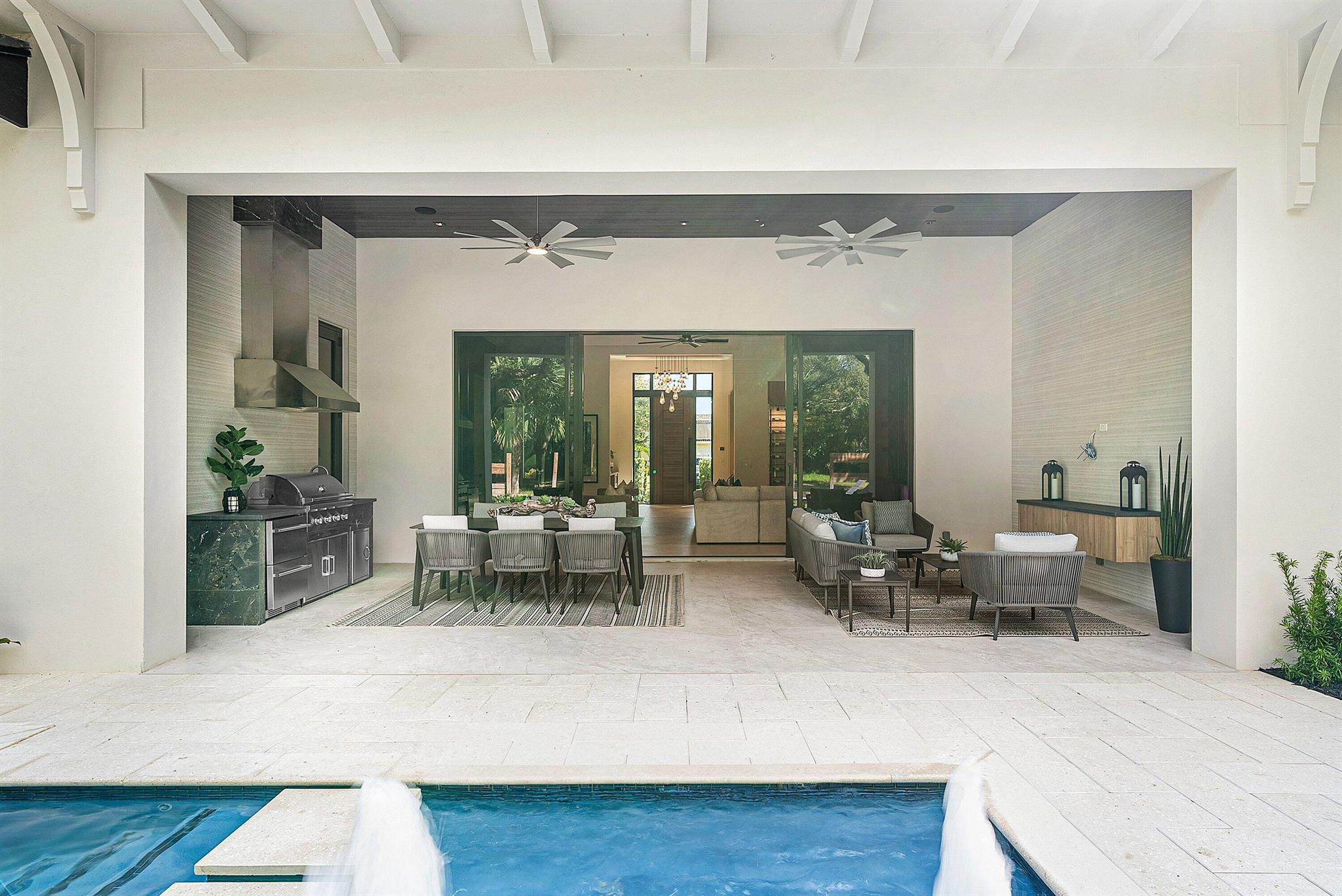 PALM BEACH FARMS CO 11 - Residential