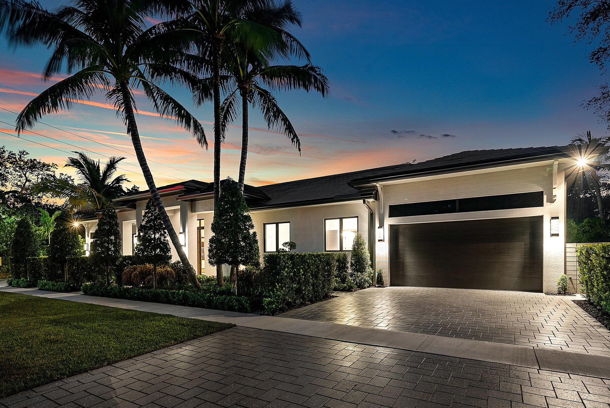 PALM BEACH FARMS CO 11 - Residential