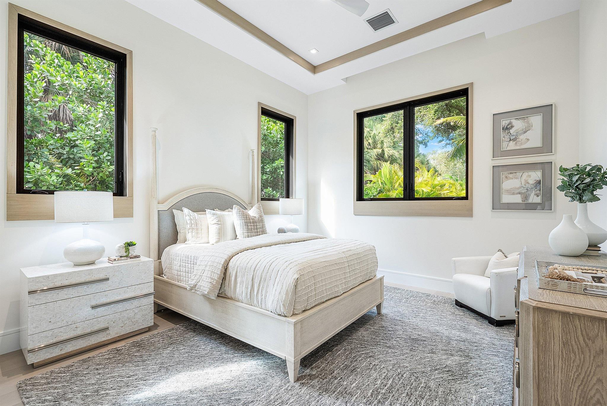 PALM BEACH FARMS CO 11 - Residential