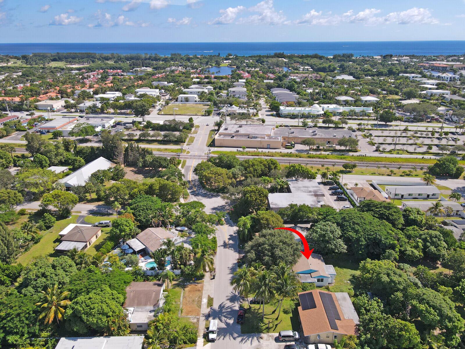 PLUMOSA PARK - Residential