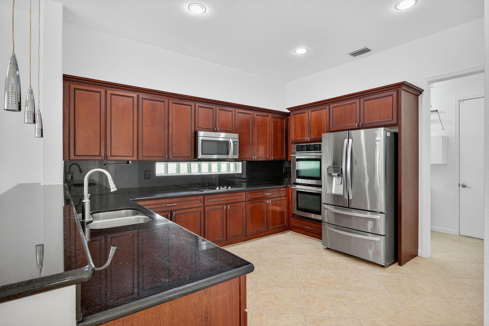 PALMYRA ESTATES - Residential