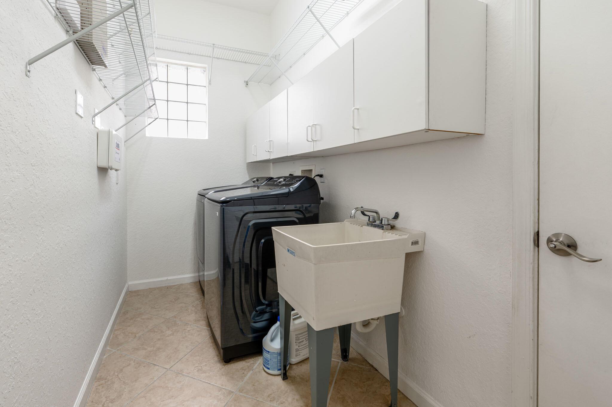 PALMYRA ESTATES - Residential