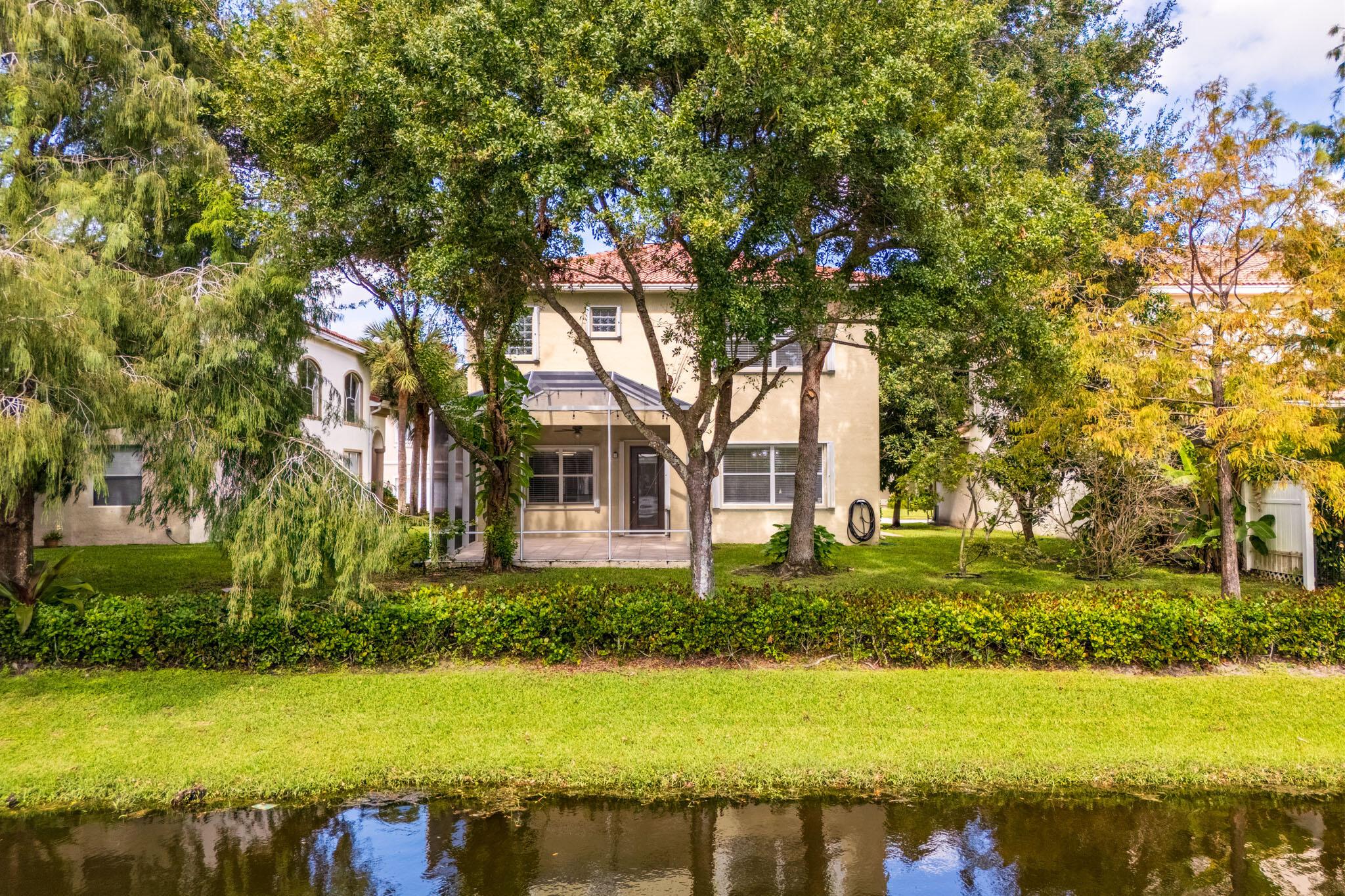 PALMYRA ESTATES - Residential