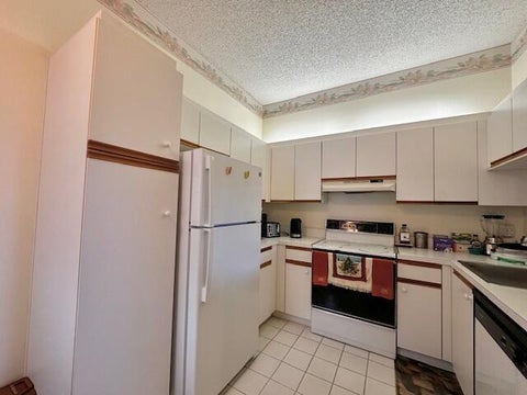 Tiny photo for 5406 FIRENZE Drive #O, Boynton Beach, FL 33437 (MLS # B26070978)