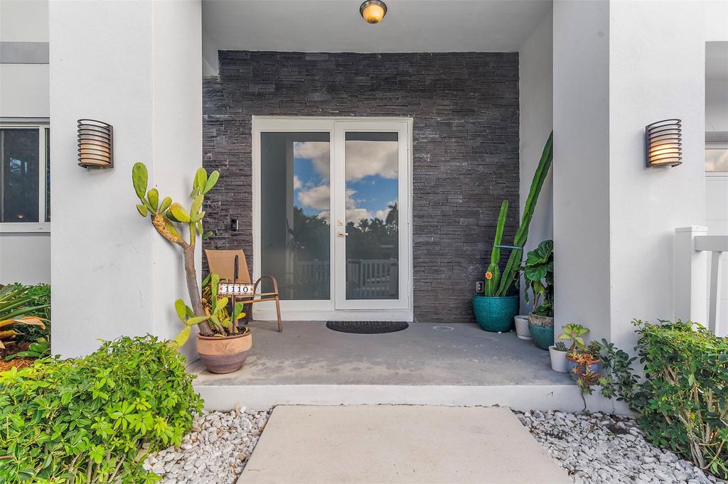 Photo of 1110 NE 14th Avenue, Fort Lauderdale, FL 33304 (MLS # F10496732)