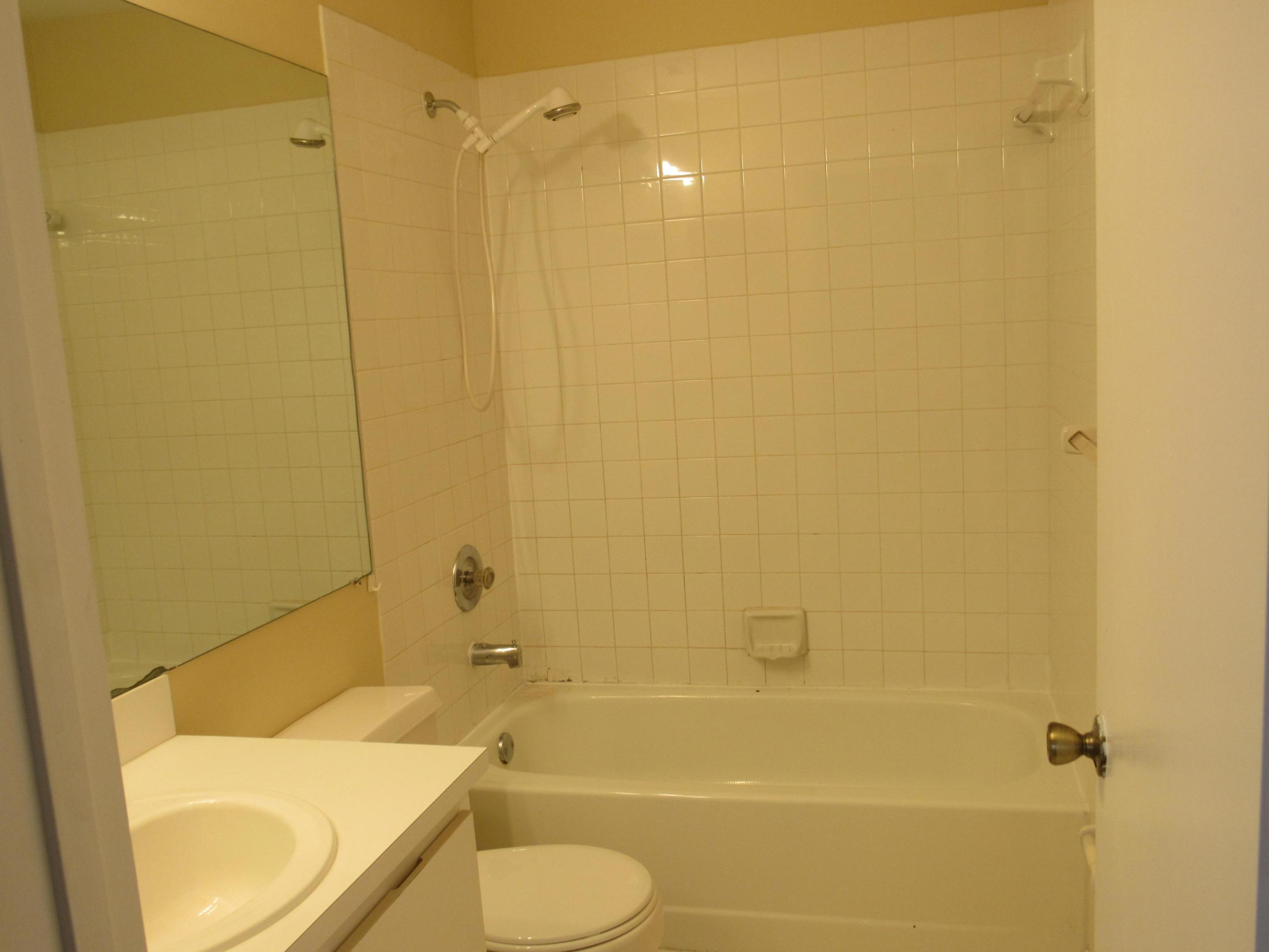 CANALAKE REPLAT - Residential Lease