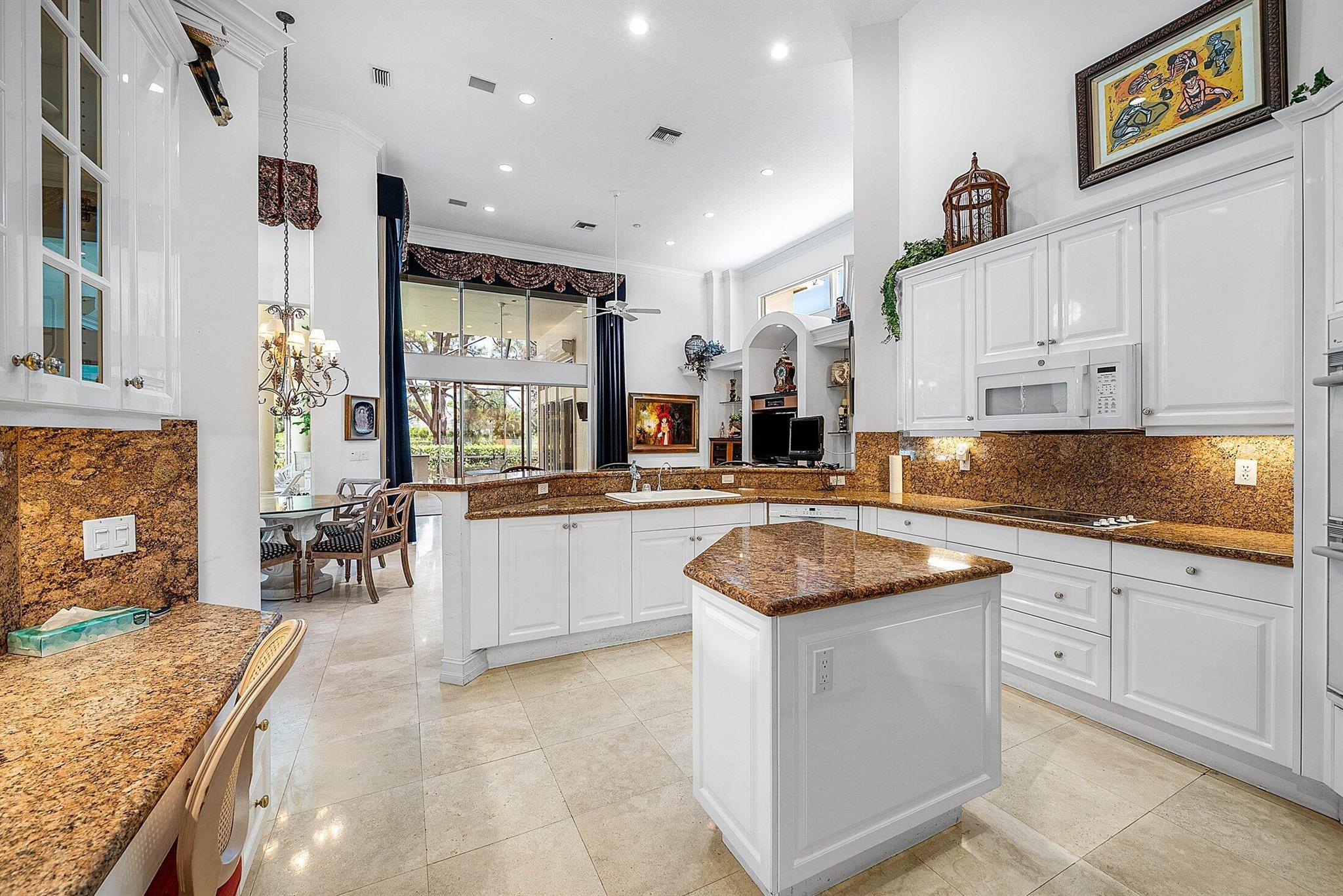 BALLENISLES - Residential