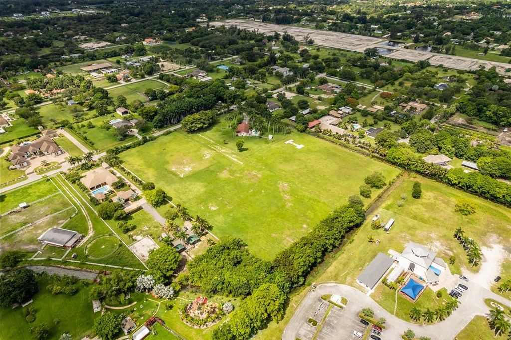 Photo of 18101 SW 50 Street, Southwest Ranches, FL 33331 (MLS # F10415060)