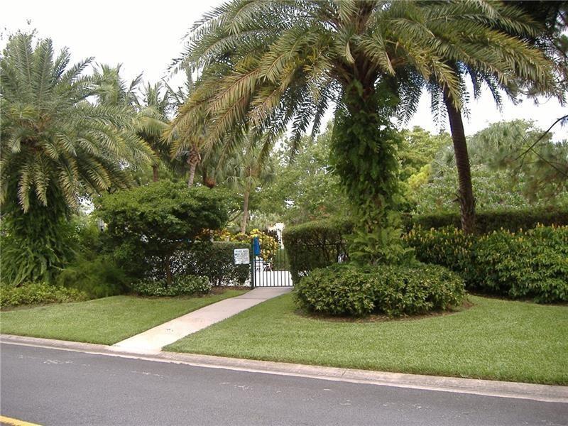 Palm Aire - Residential