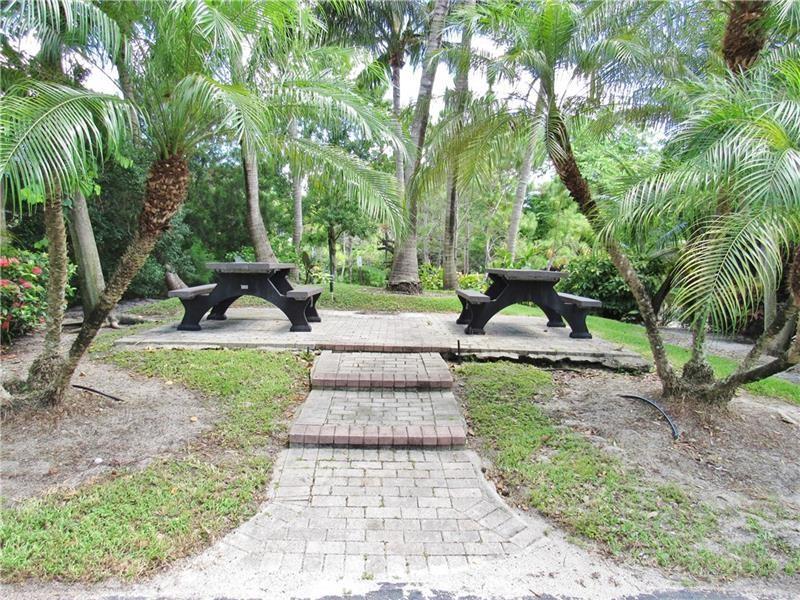 Palm Aire - Residential