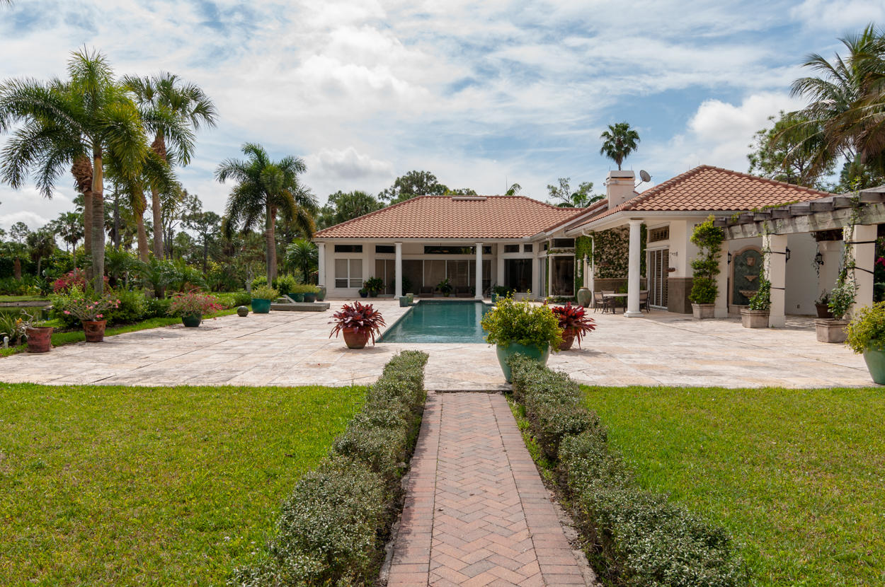 RANCH COLONY - Residential