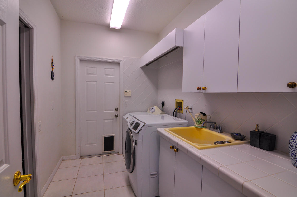 RANCH COLONY - Residential