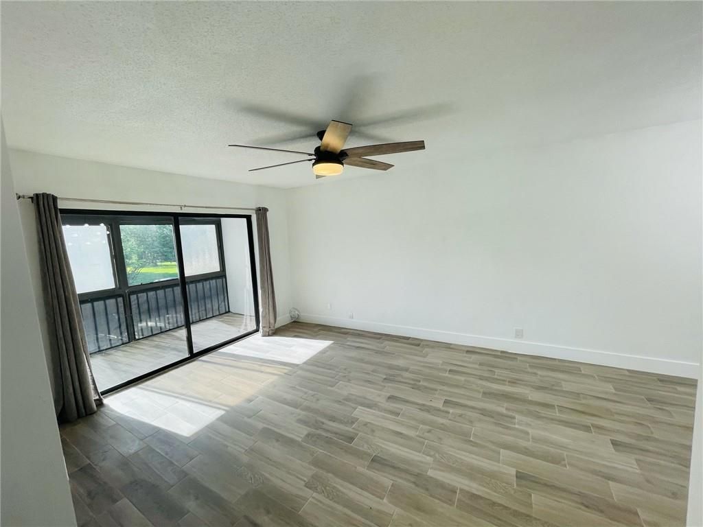 Photo of 3111 Oakland Shores Dr #F211, Oakland Park, FL 33309 (MLS # F10517021)