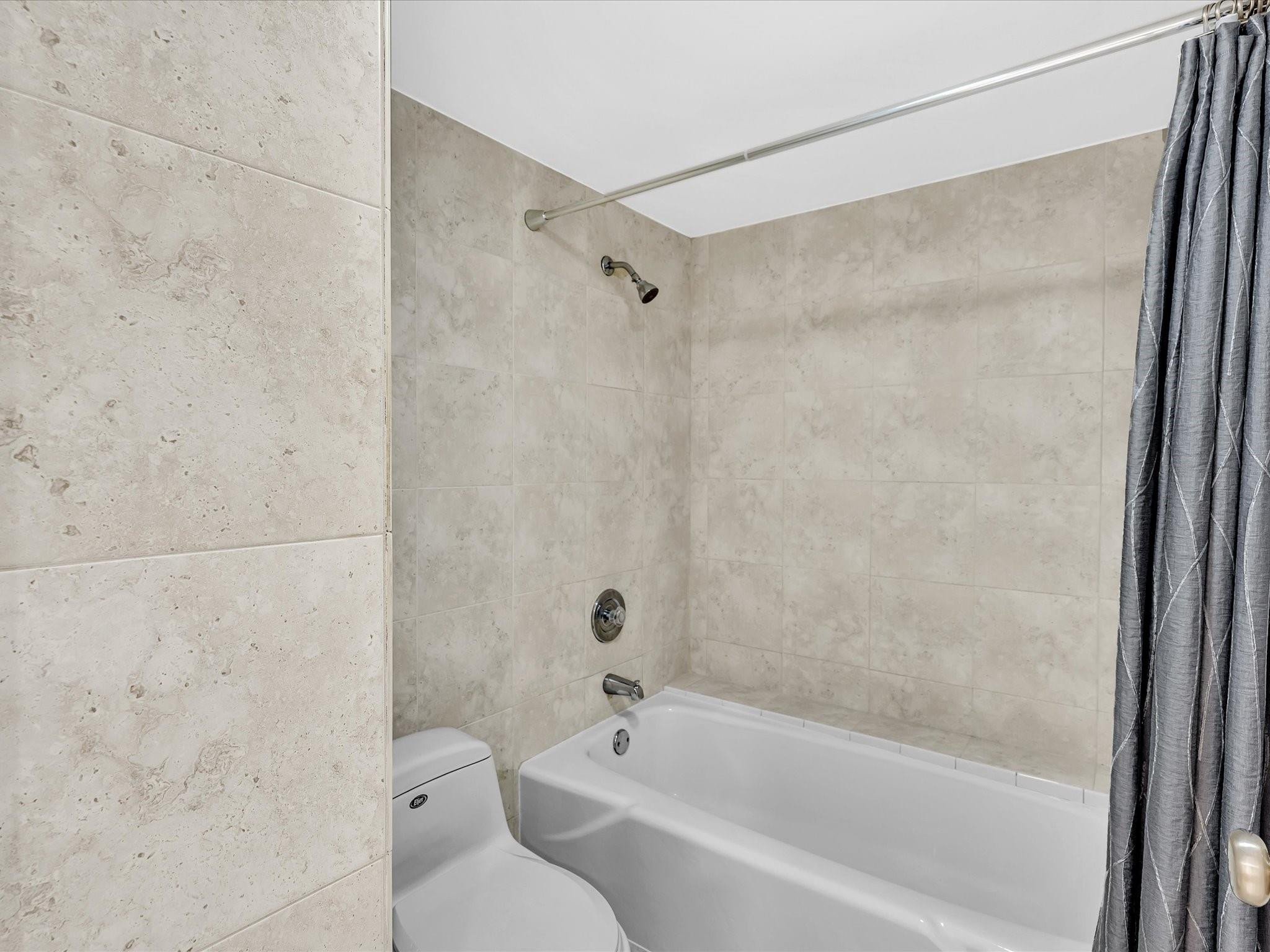 OPAL TOWERS WEST CONDO - Residential Lease