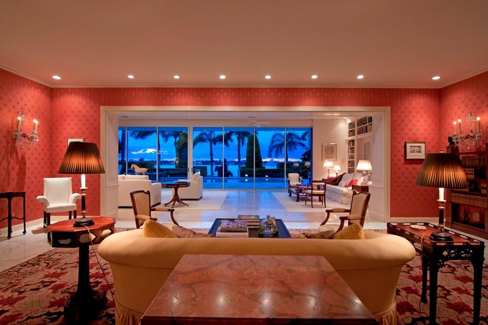 JAMAICA LANE IN - Residential