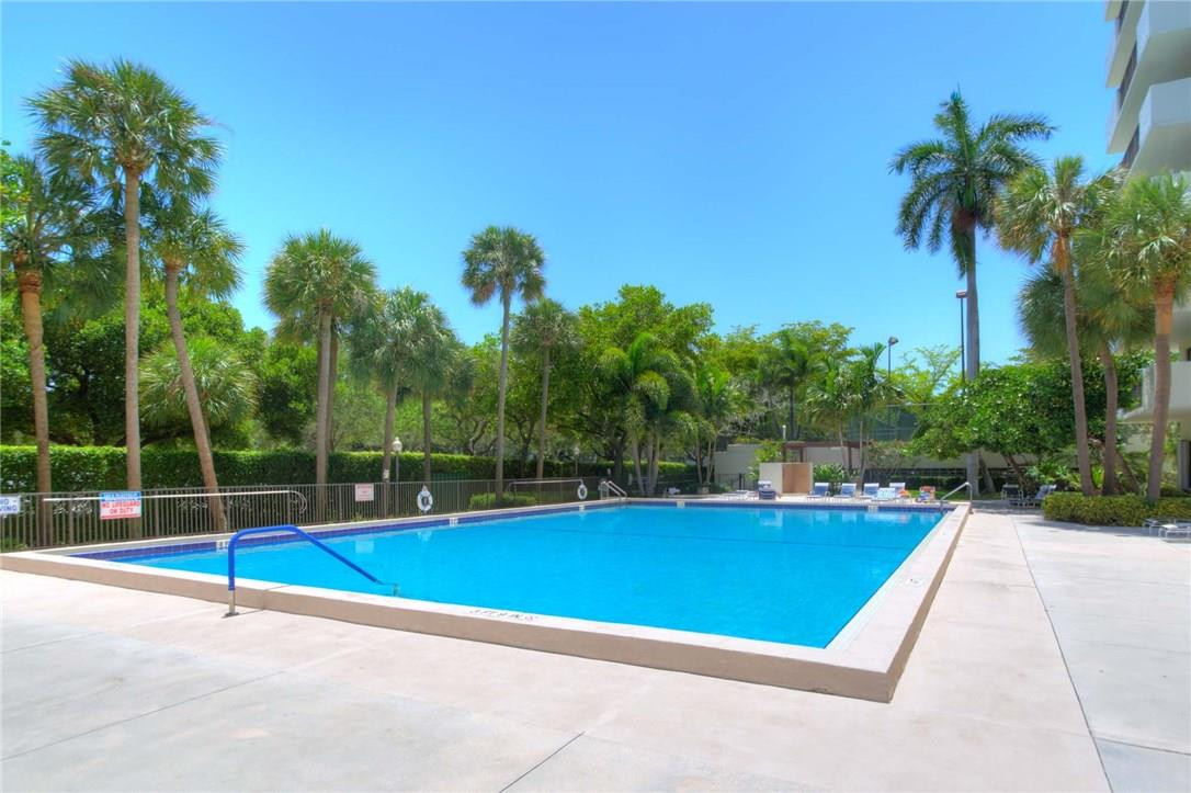 Tower at Port Royale - Residential