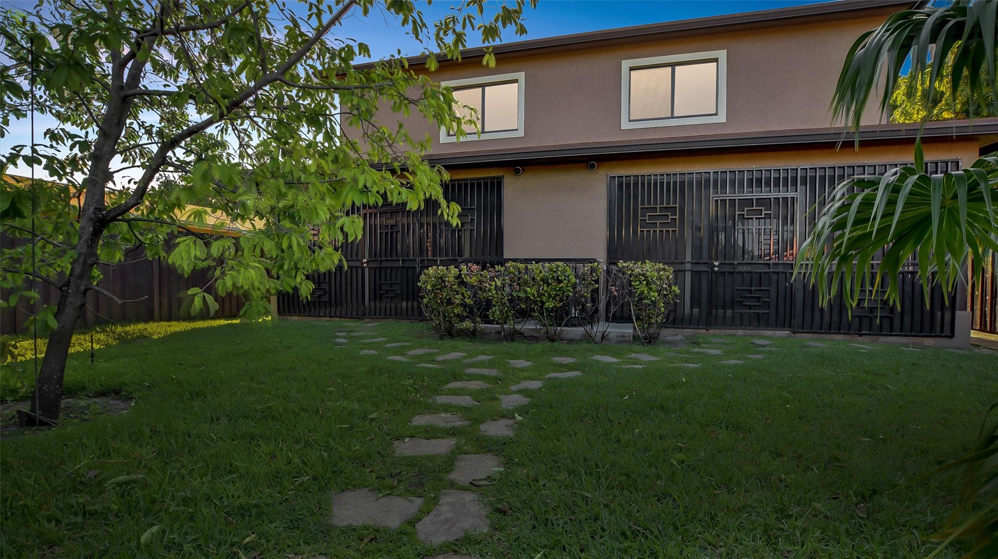 Hubbards 106-27 B - Residential