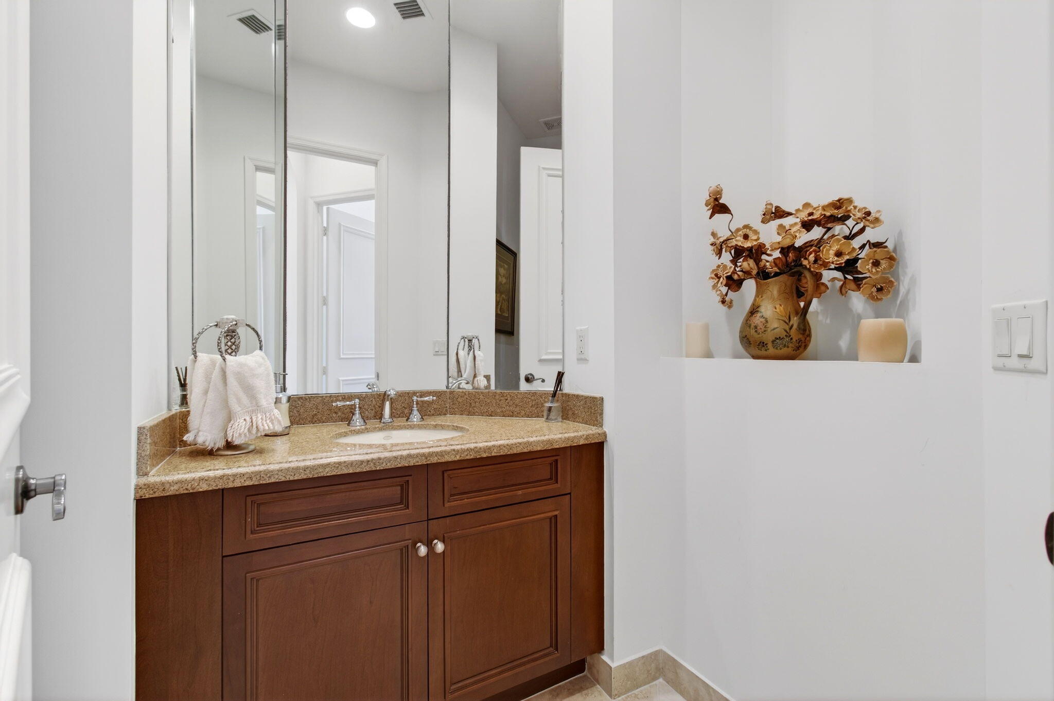 OAKS AT BOCA RATON - Residential