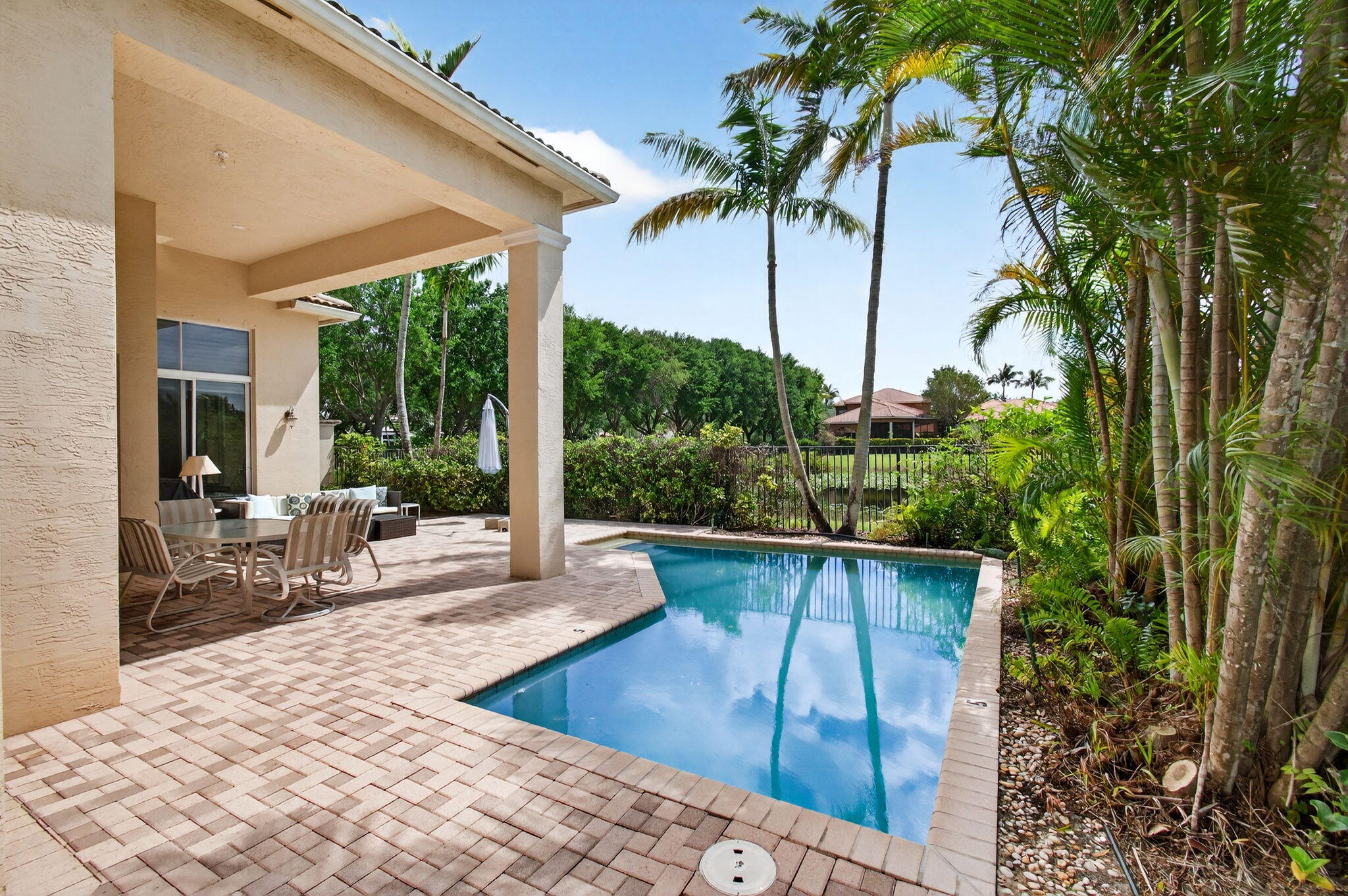OAKS AT BOCA RATON - Residential