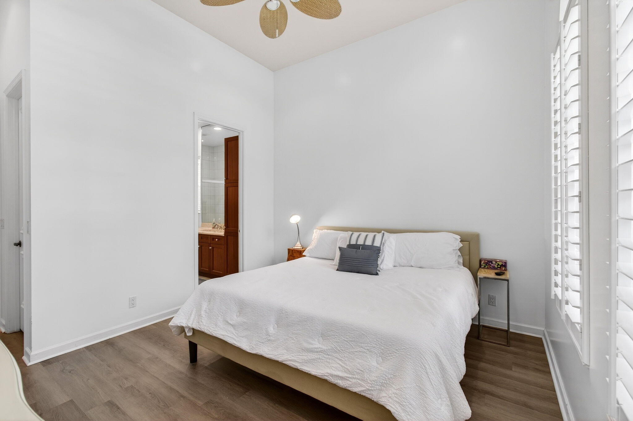 OAKS AT BOCA RATON - Residential