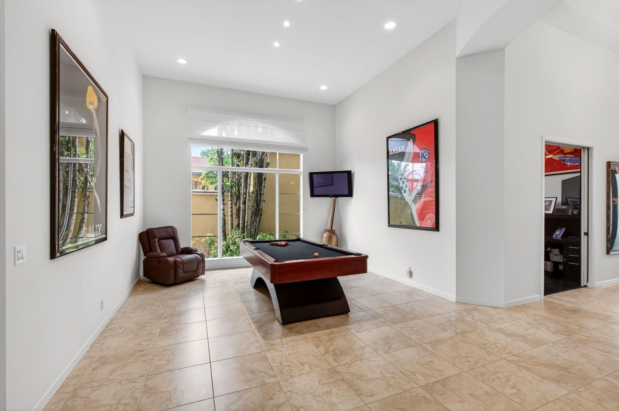 OAKS AT BOCA RATON - Residential