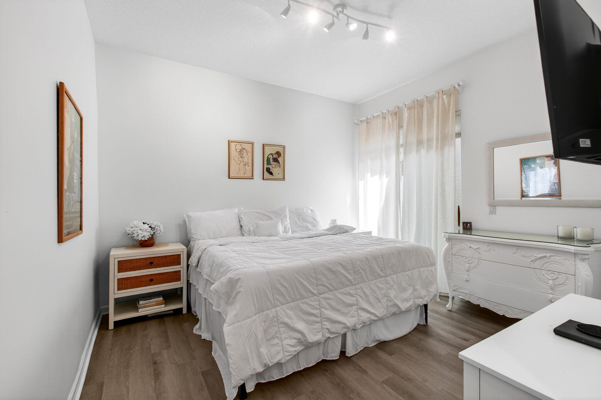 OAKS AT BOCA RATON - Residential