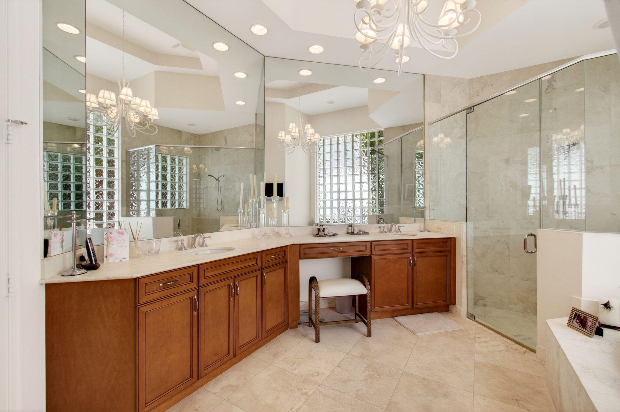 OAKS AT BOCA RATON - Residential