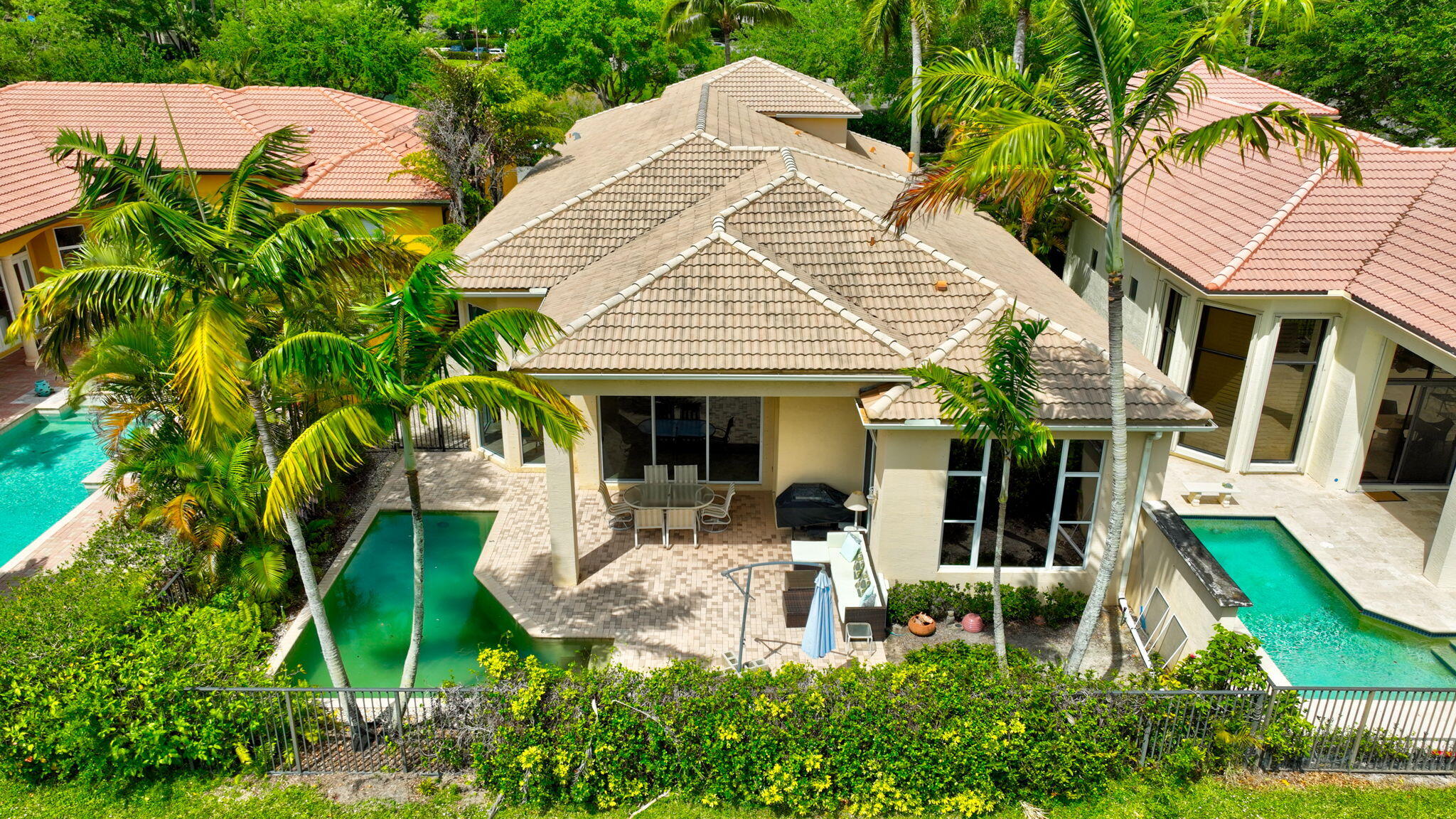 OAKS AT BOCA RATON - Residential