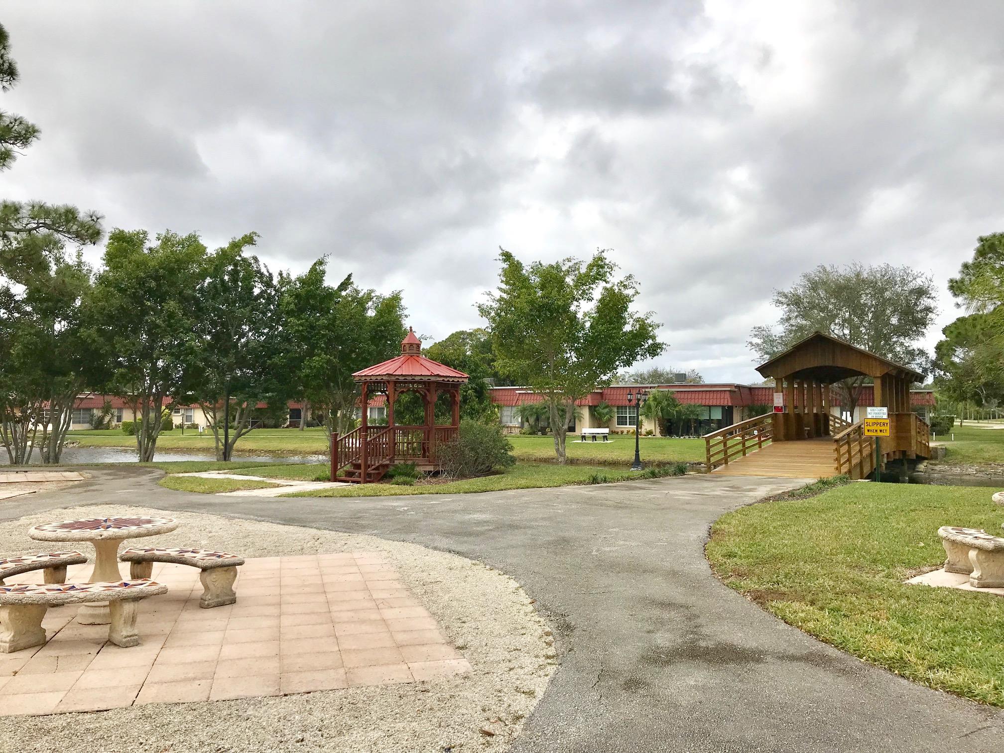 COVERED BRIDGE - Residential