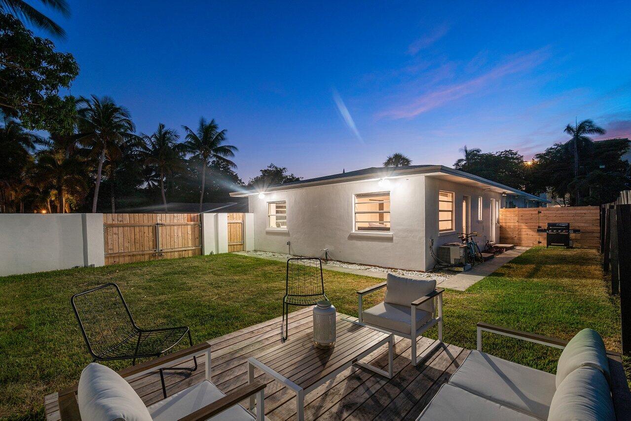 DELRAY TOWN OF - Residential Income