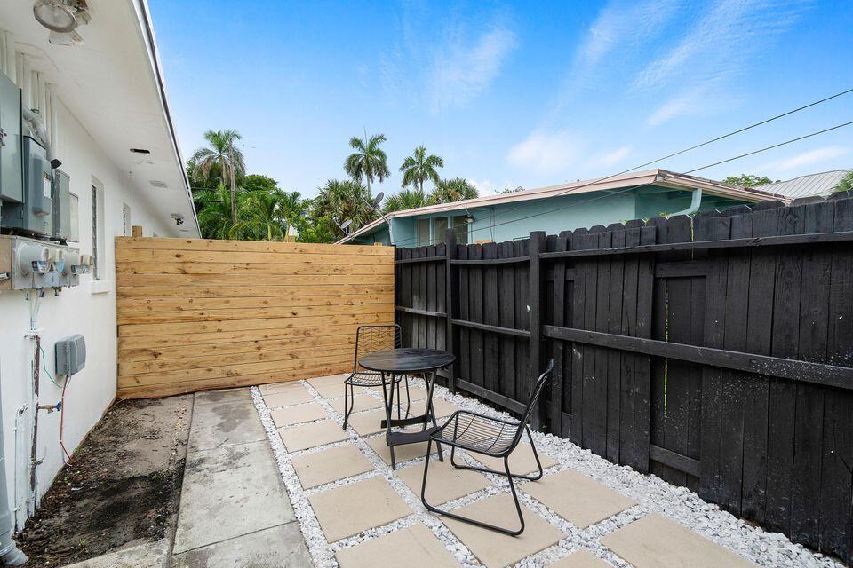 DELRAY TOWN OF - Residential Income