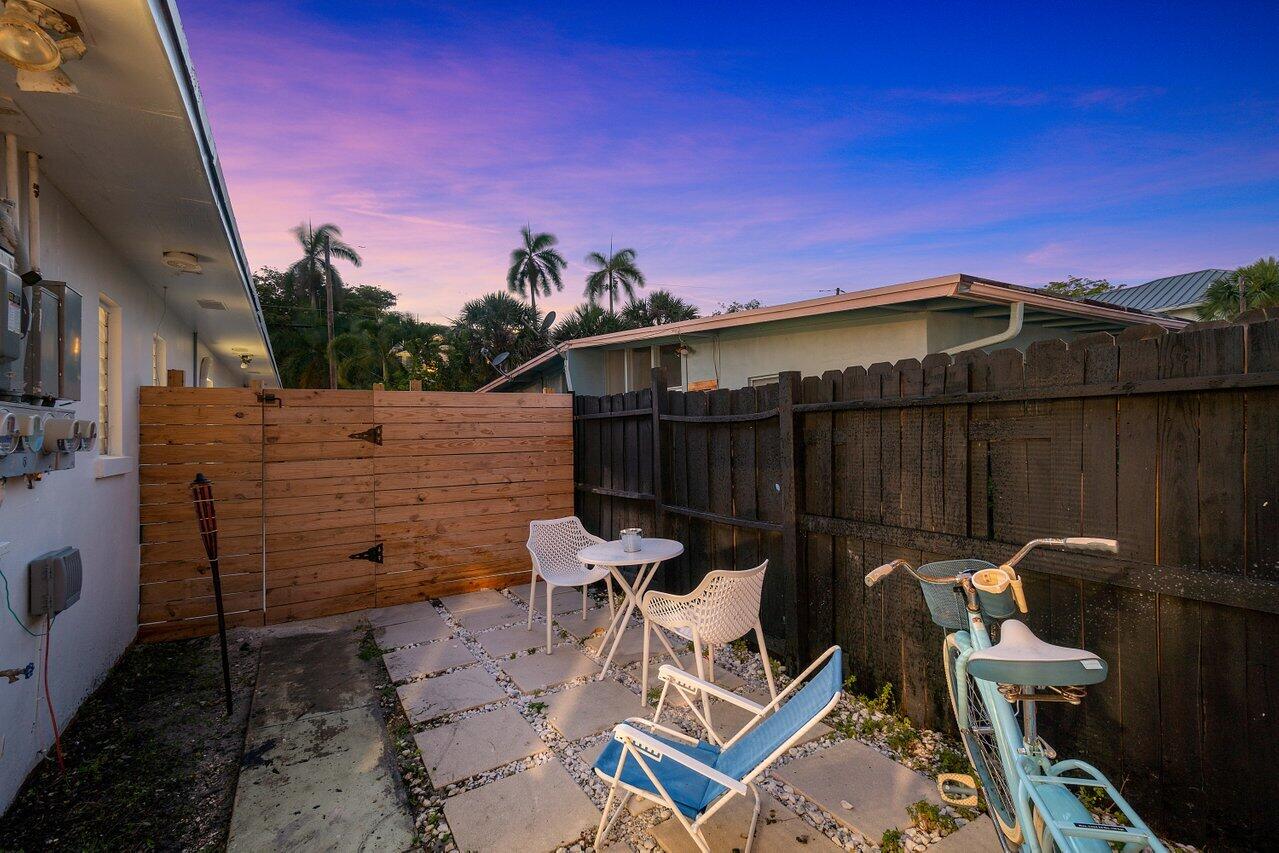 DELRAY TOWN OF - Residential Income