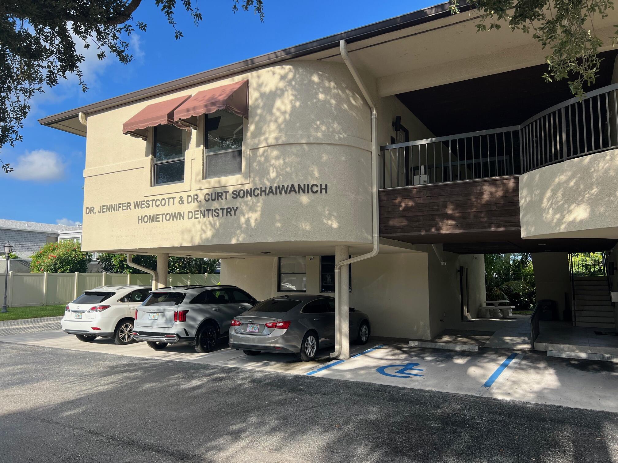 Opportunity to lease nicely renovated office space proximate to Palm Beach Gardens Medical Center and a short distance south of PGA Blvd in Palm Beach Gardens. The 765 square foot ground level end unit has a reception area, 3 private offices with sinks and bathroom with shower. The offices are appointed with a sink, granite countertop and cabinets. The space was formerly occupied by a spa. Call to schedule an appointment.