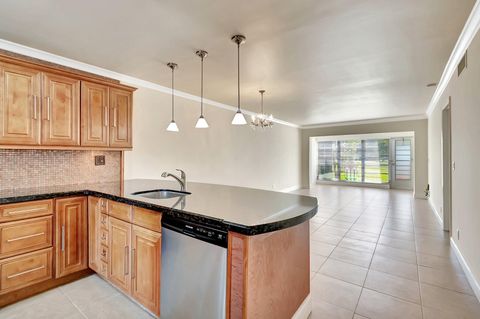 2840 SW 13th Street 104 Delray Beach FL 33445