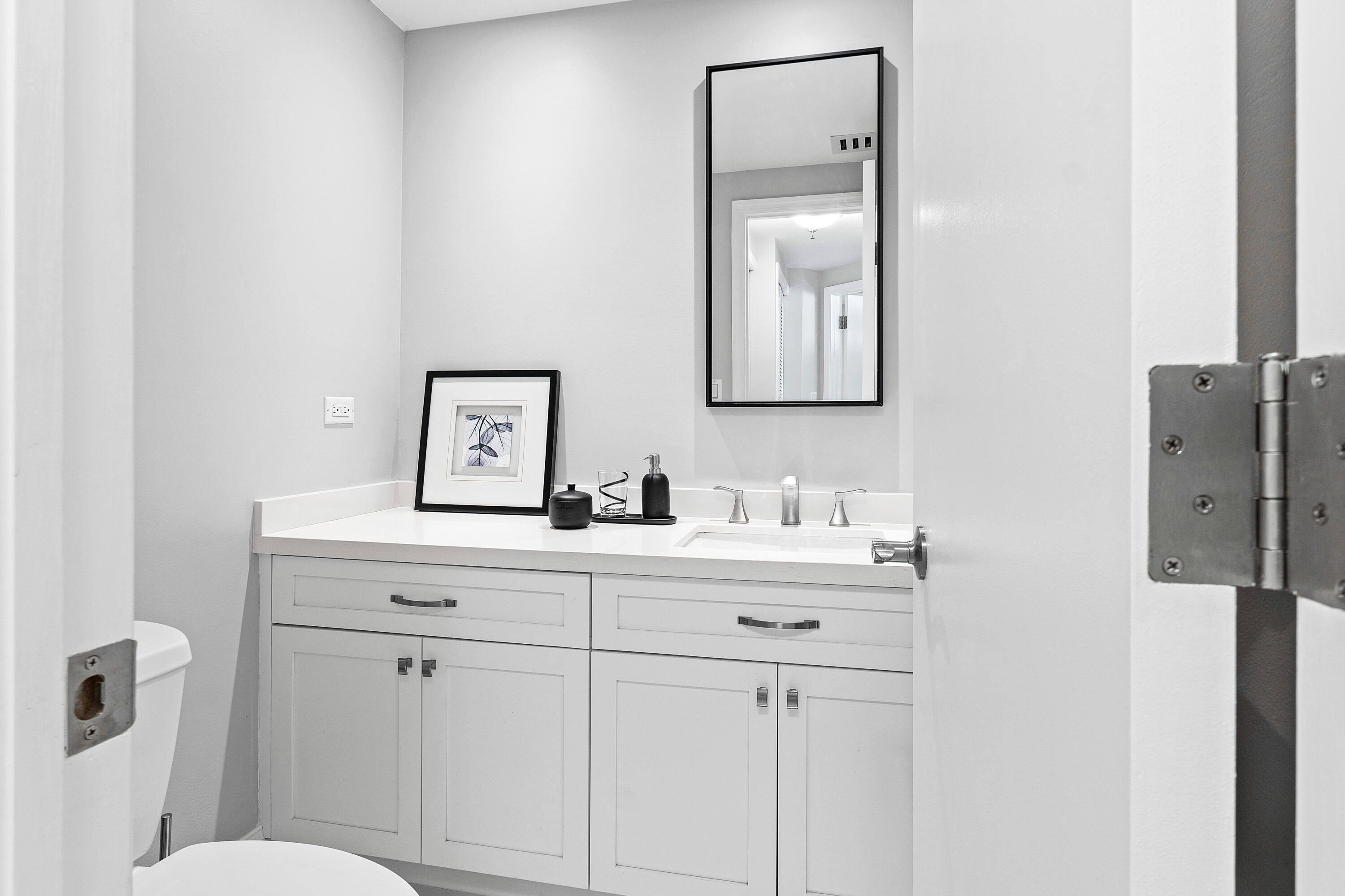 THIRTY ONE TWENTY CONDO - Residential