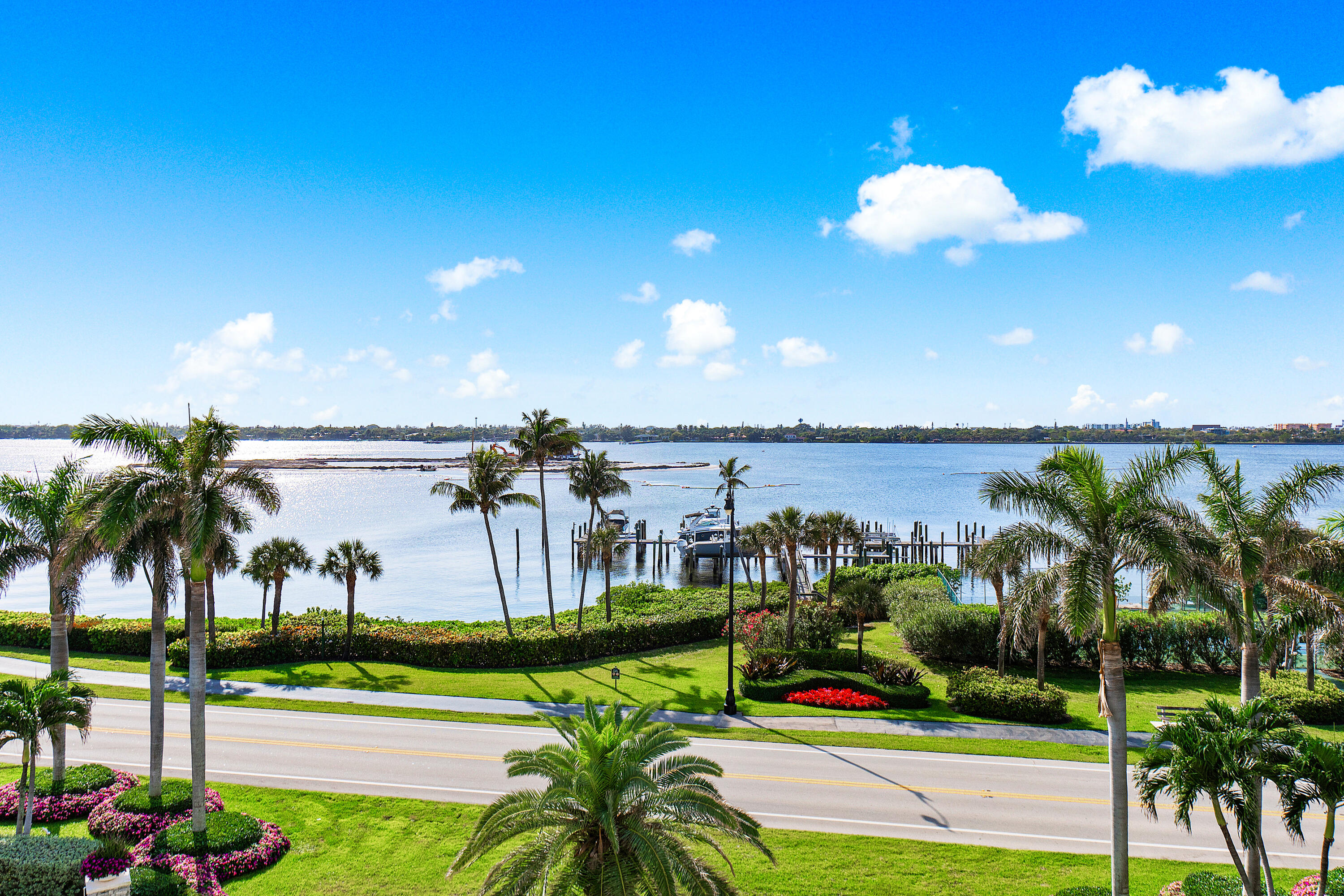 THIRTY ONE TWENTY CONDO - Residential