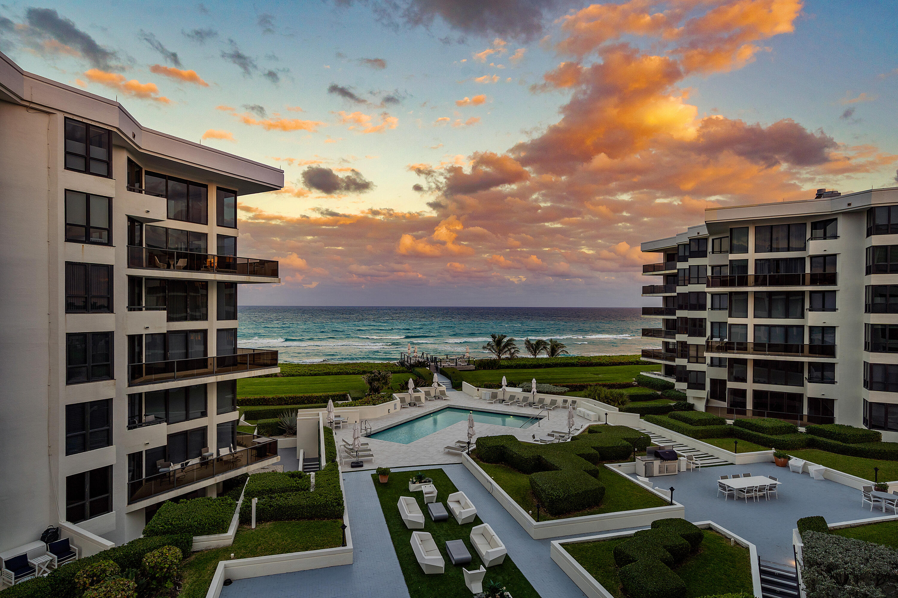 THIRTY ONE TWENTY CONDO - Residential