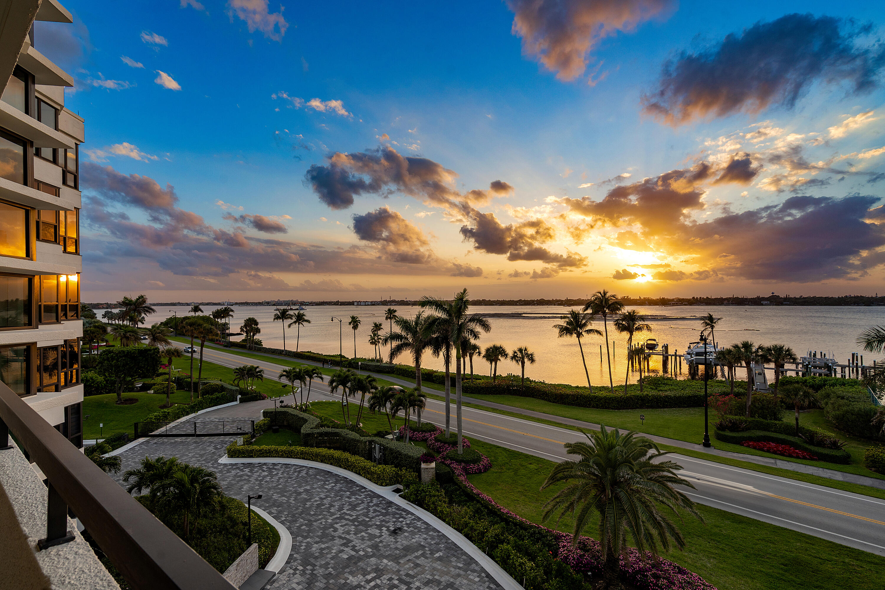 THIRTY ONE TWENTY CONDO - Residential