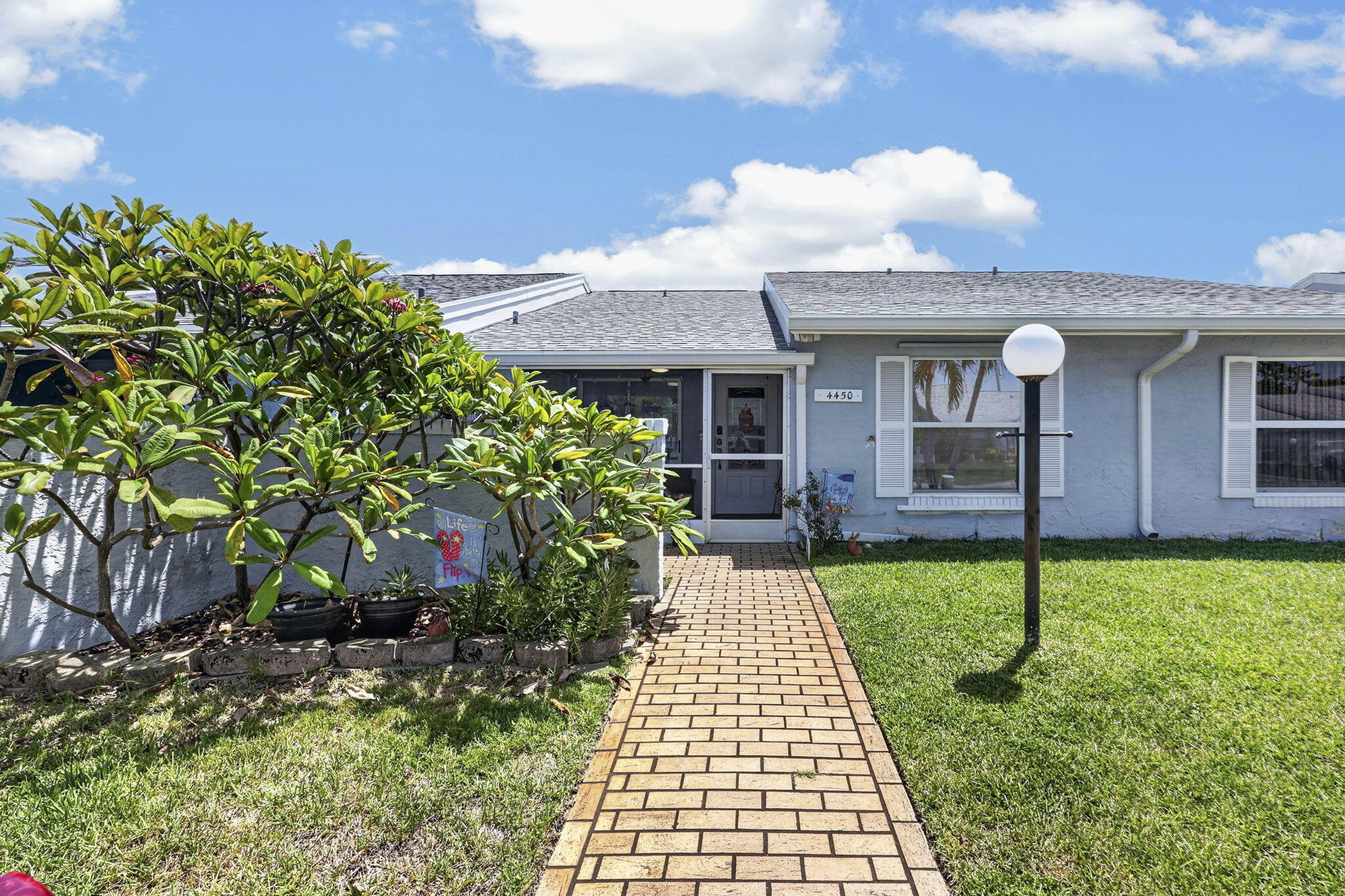 4450 LUCERNE VILLAS Lane